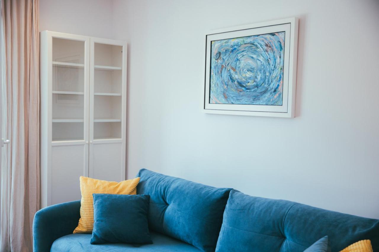 Beachfront Comfort Apartment Nives Tucepi Exterior photo